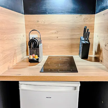 Les Saints Nico A 5 Min Port, Gare & Centre Apartment