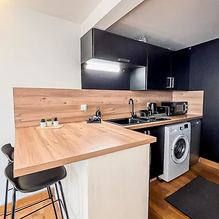 Apartment Les Saints Nico A 5 Min Port, Gare & Centre