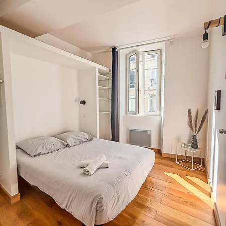 Apartment Les Saints Nico A 5 Min Port, Gare & Centre *
