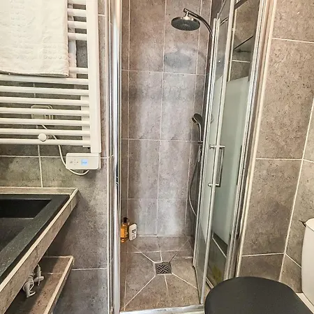 Apartment Les Saints Nico A 5 Min Port, Gare & Centre